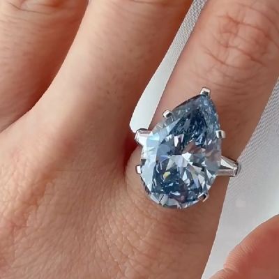 11.0 CT Pear Cut Fancy Vivid Blue Diamond Ring 