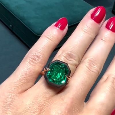 17.0 Carat Emerald Cut Minor Oil Colombian Emerald Bezel Set Ring