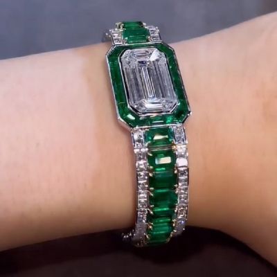 37 Carat Emerald Simulated Diamond/Green Emerald Band Bracelet 14k white Gold Over