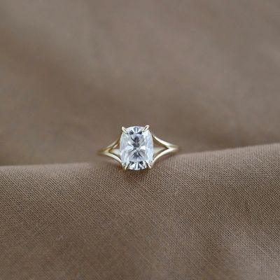 2.3Carat Split Shank Halo Design Cushion Cut Dream Diamond Ring