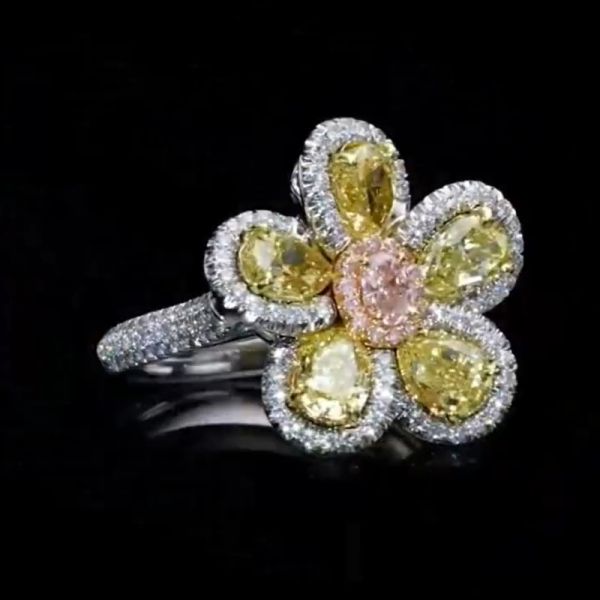 4CT One-of-a-kind Yellow Diamond Multicoloured Flower Cocktail Ring
